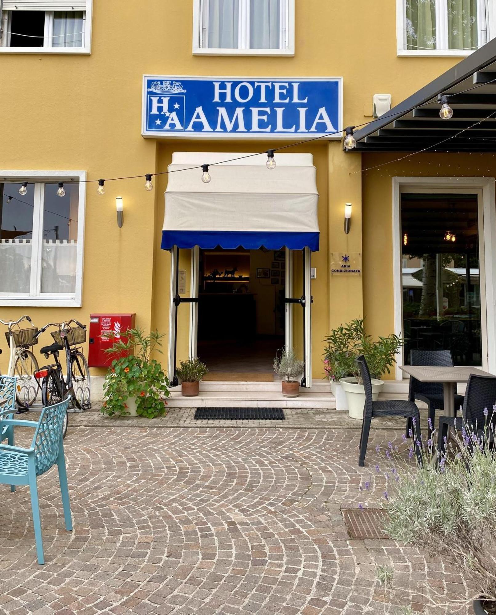 Hotel Amelia Fano Esterno foto